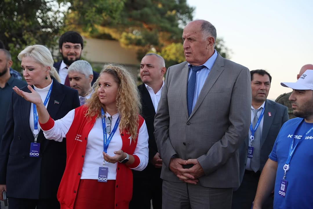 Студенты ЧПОУ "ГО и ЧС" на Молодёжном образовательном форуме «Каспий»